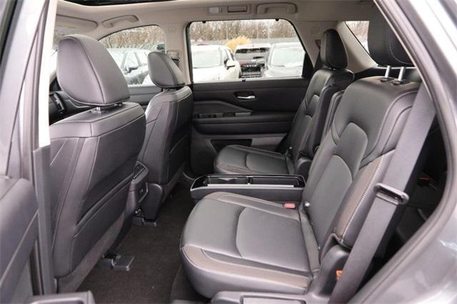 used 2024 Nissan Pathfinder car, priced at $39,995