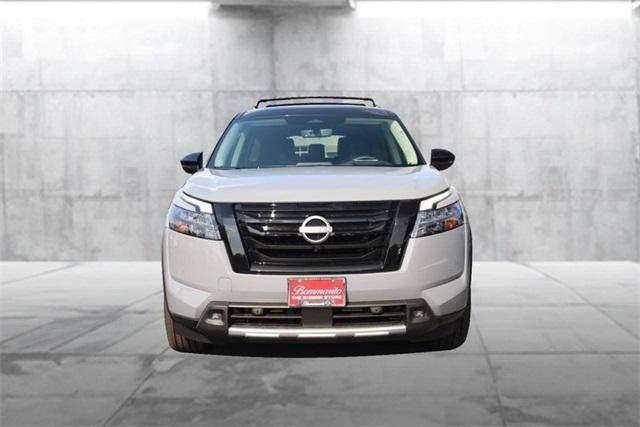new 2025 Nissan Pathfinder car, priced at $51,025
