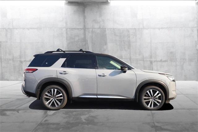 new 2025 Nissan Pathfinder car, priced at $51,025