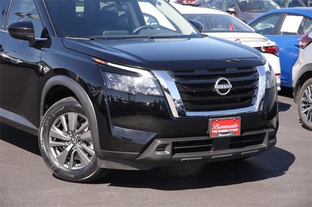 used 2023 Nissan Pathfinder car, priced at $29,975