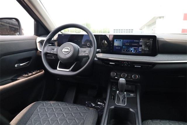 new 2025 Nissan Kicks car, priced at $24,700