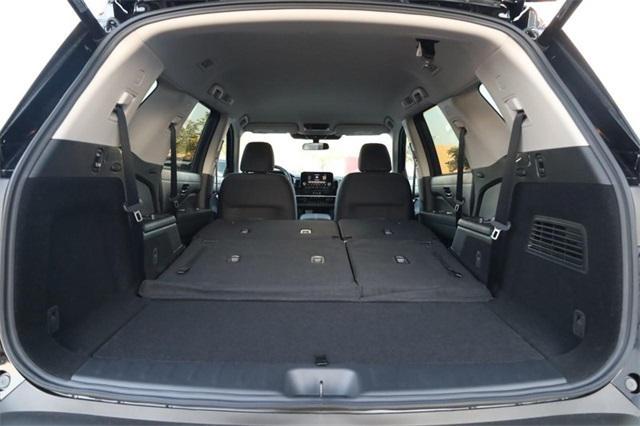 new 2025 Nissan Pathfinder car, priced at $34,880