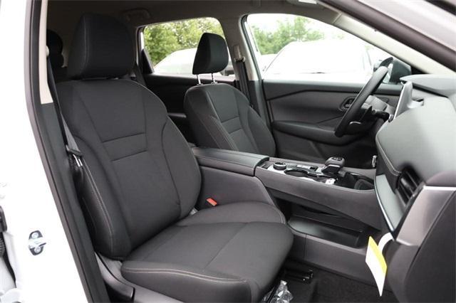 new 2025 Nissan Rogue car, priced at $30,250