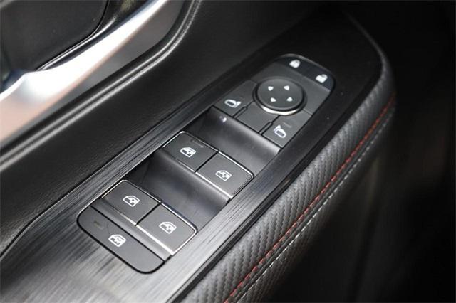 new 2025 Nissan Kicks car, priced at $30,465