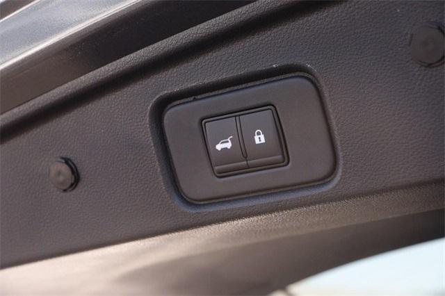 new 2025 Nissan Pathfinder car, priced at $40,675