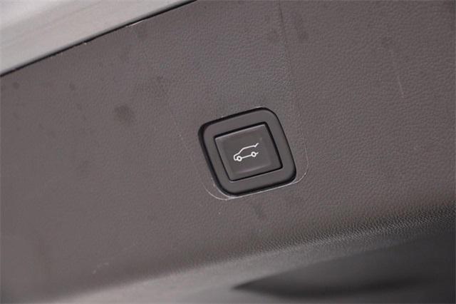 used 2023 Chevrolet Traverse car, priced at $29,975