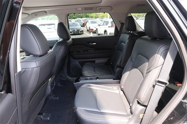 used 2025 Nissan Pathfinder car, priced at $42,977