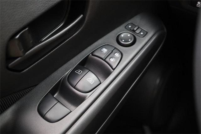 new 2025 Nissan Kicks car, priced at $21,660