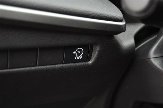 new 2025 Nissan Kicks car, priced at $28,995