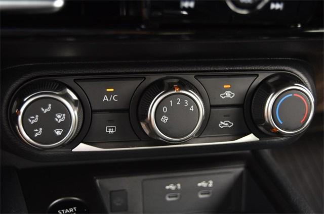 new 2025 Nissan Kicks car, priced at $28,995