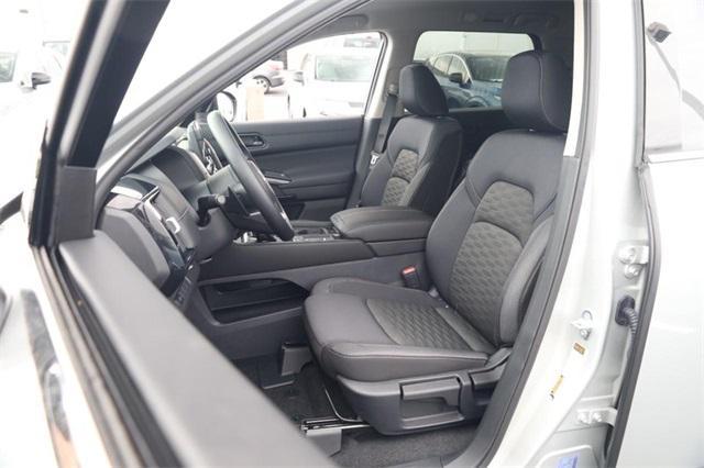 new 2025 Nissan Pathfinder car, priced at $29,765