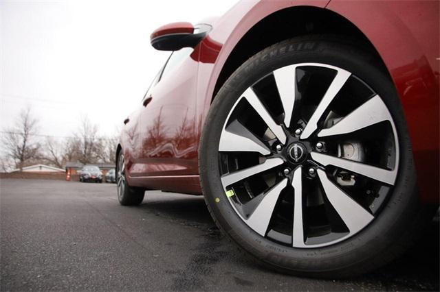 new 2025 Nissan Sentra car, priced at $26,552