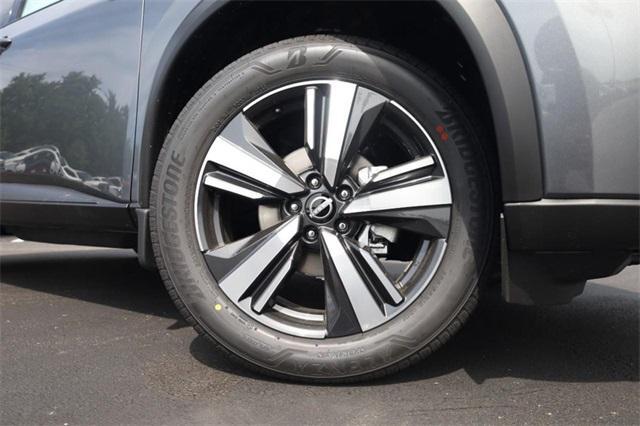 new 2025 Nissan Rogue car, priced at $38,625