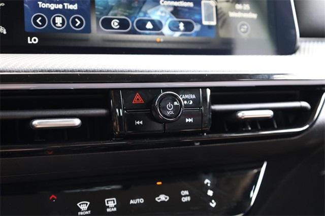 new 2025 Nissan Kicks car, priced at $24,915