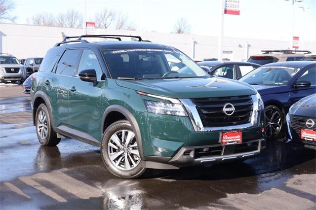 used 2024 Nissan Pathfinder car, priced at $38,999