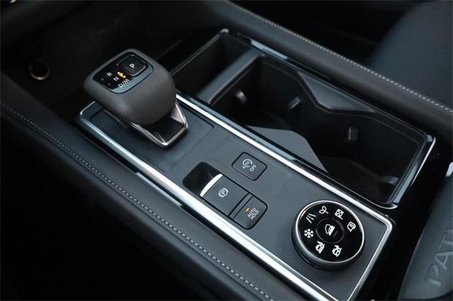 new 2025 Nissan Pathfinder car, priced at $34,880