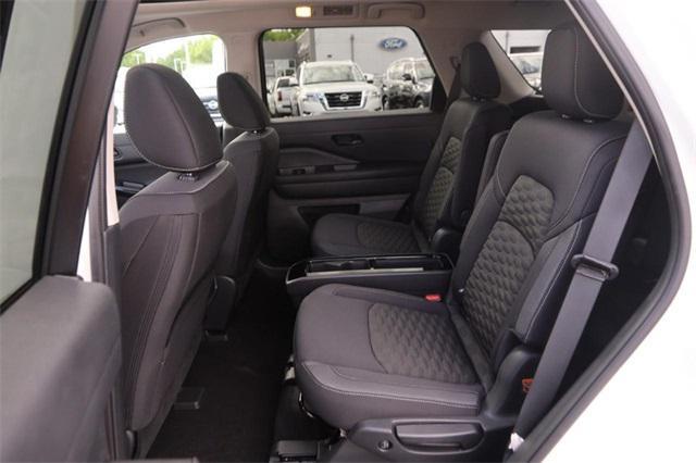 used 2024 Nissan Pathfinder car, priced at $35,999