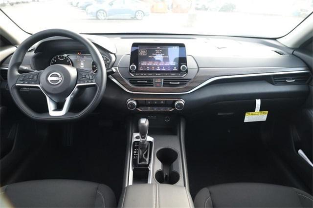new 2025 Nissan Altima car, priced at $27,510