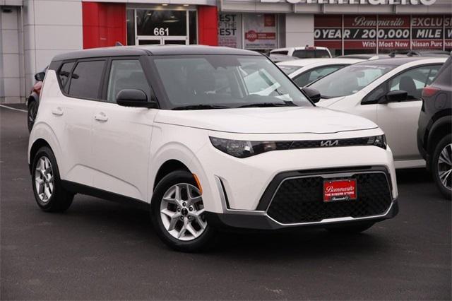 used 2023 Kia Soul car, priced at $19,998