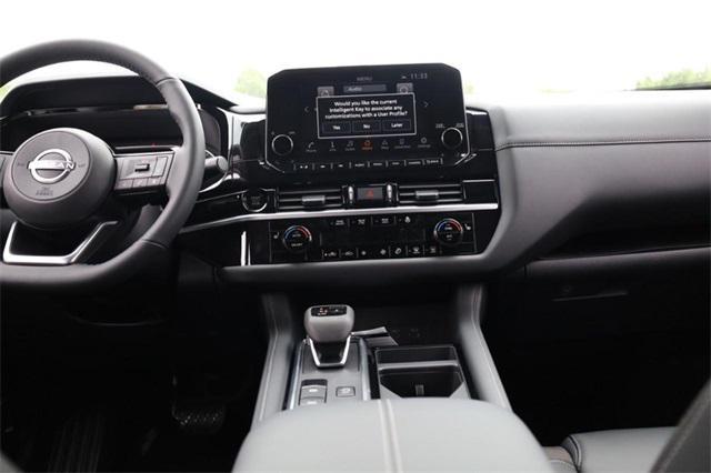 new 2025 Nissan Pathfinder car, priced at $42,920