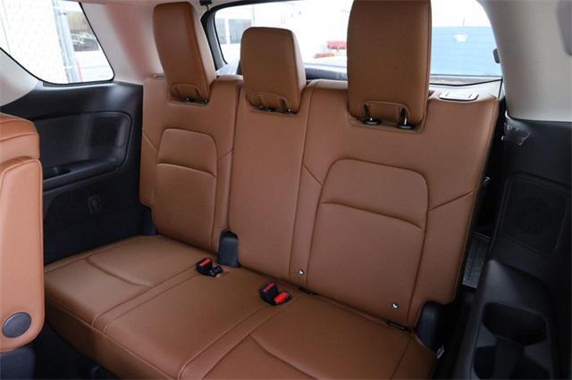 new 2025 Nissan Pathfinder car, priced at $52,180