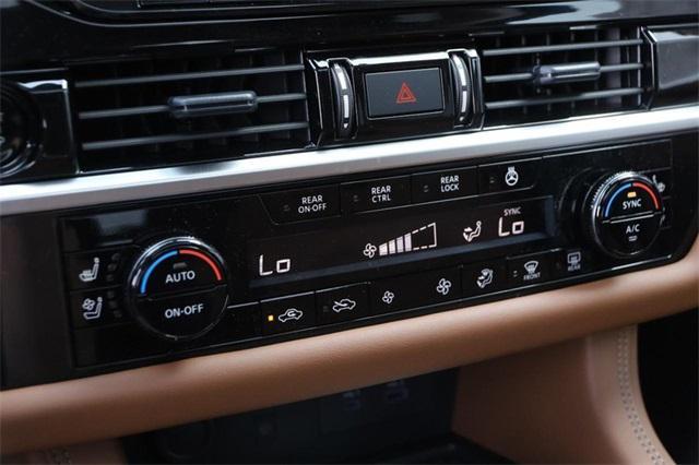 new 2025 Nissan Pathfinder car, priced at $52,180
