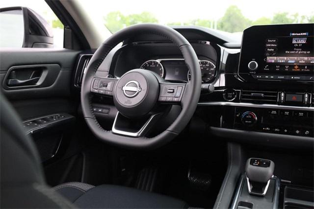 new 2025 Nissan Pathfinder car, priced at $37,280