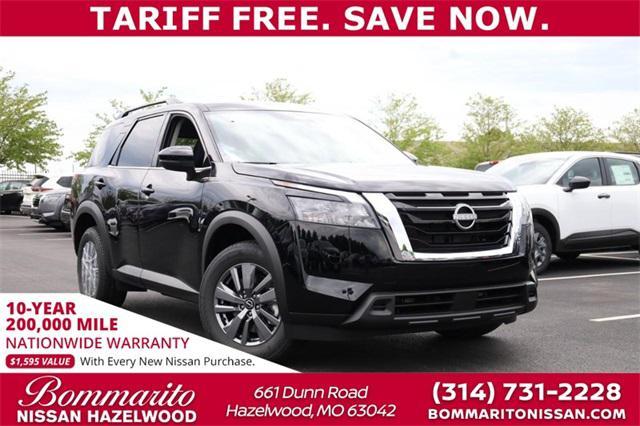 new 2025 Nissan Pathfinder car, priced at $37,280