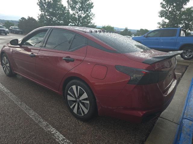 used 2019 Nissan Altima car, priced at $18,999