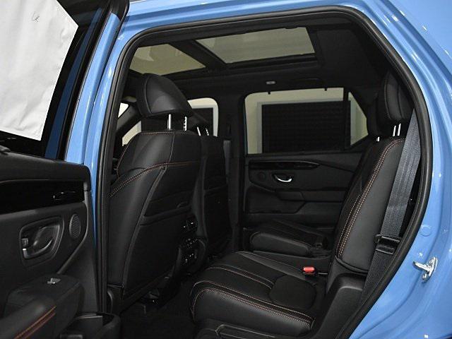 new 2025 Honda Pilot car, priced at $52,145