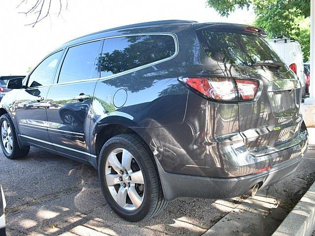 used 2014 Chevrolet Traverse car, priced at $11,058
