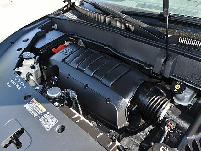 used 2014 Chevrolet Traverse car, priced at $10,200