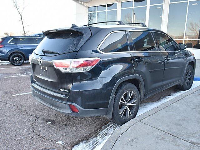 used 2016 Toyota Highlander car, priced at $22,467