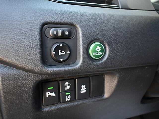 used 2019 Honda Pilot car, priced at $24,952