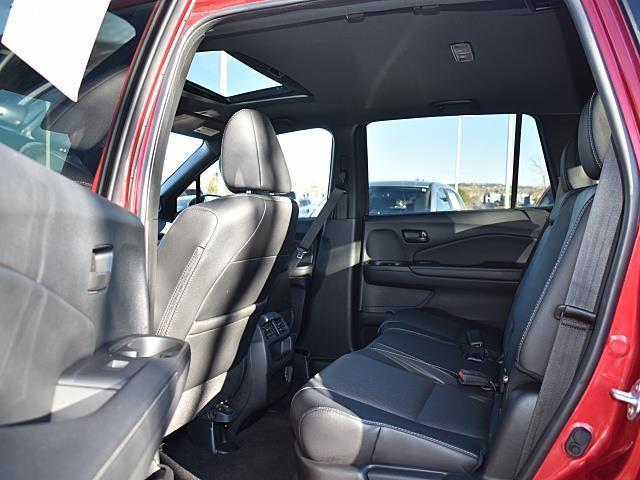 used 2022 Honda Passport car, priced at $30,713