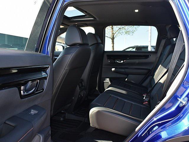 new 2025 Honda CR-V Hybrid car, priced at $43,745