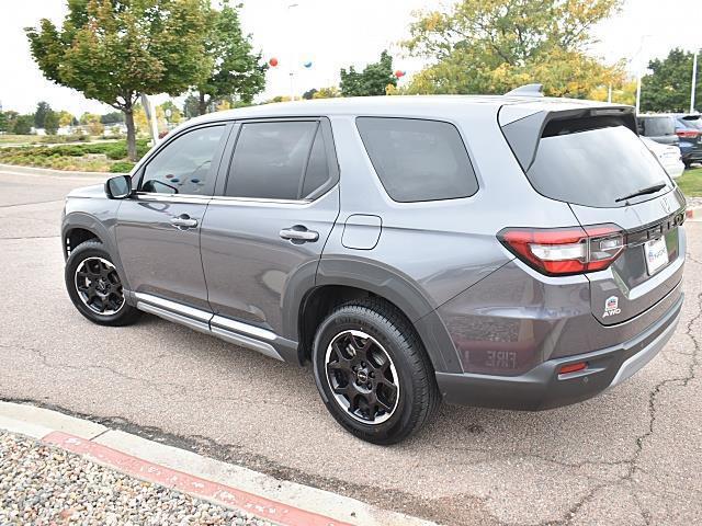 used 2025 Honda Pilot car, priced at $40,966