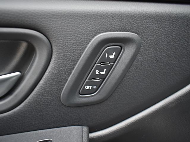 used 2025 Honda Pilot car, priced at $40,966