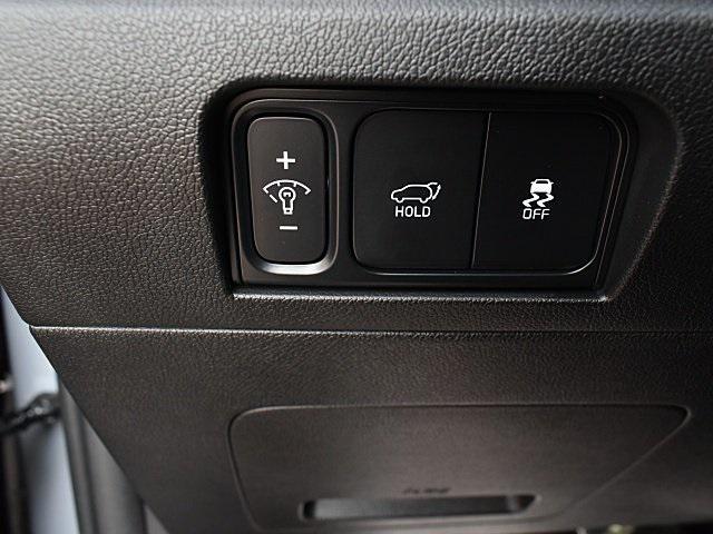 used 2025 Kia Sorento car, priced at $46,433