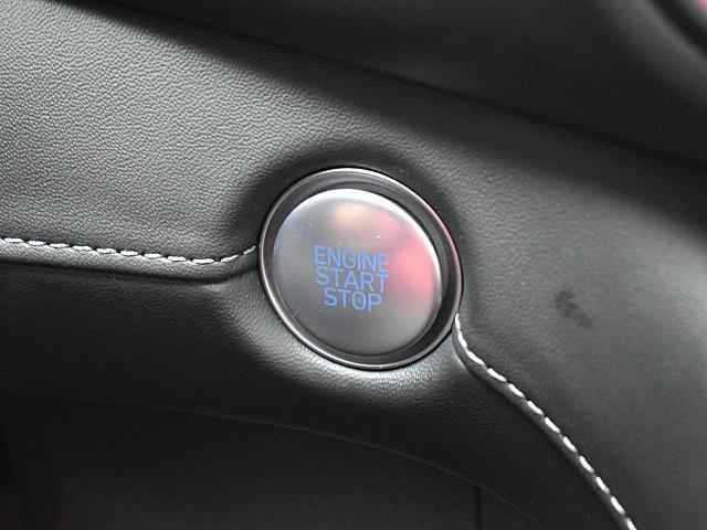 used 2023 Hyundai Santa Fe car, priced at $30,997