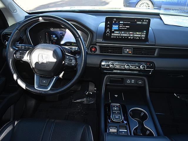 used 2023 Honda Pilot car, priced at $39,205