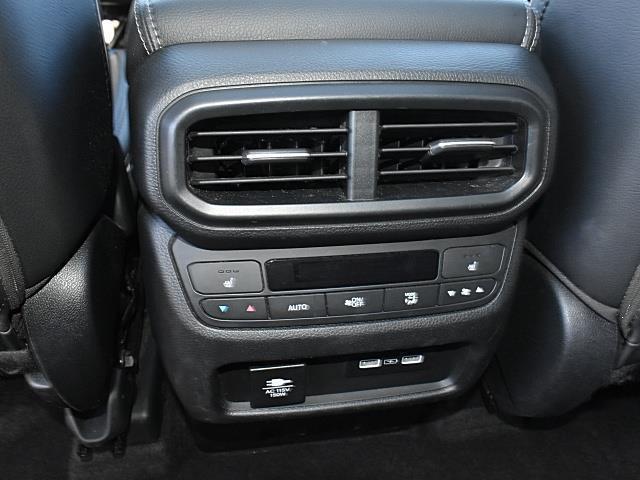 used 2023 Honda Pilot car, priced at $39,205