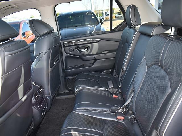 used 2023 Honda Pilot car, priced at $39,205