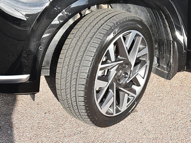 used 2022 Hyundai Santa Fe car, priced at $28,691