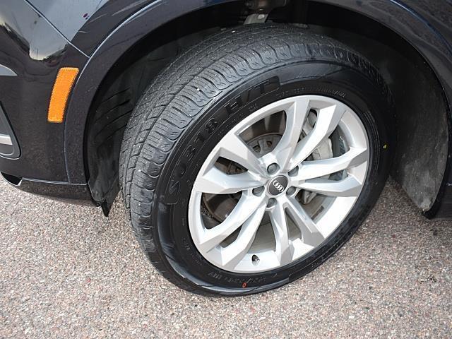 used 2017 Audi Q7 car, priced at $17,205