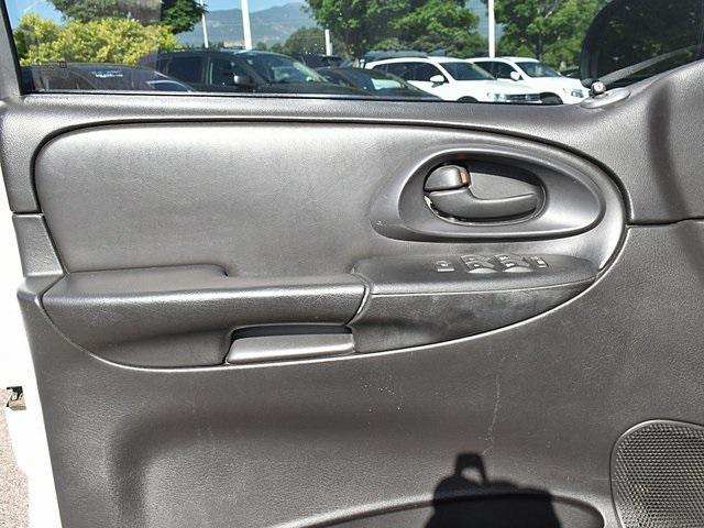used 2009 Chevrolet TrailBlazer car, priced at $7,000