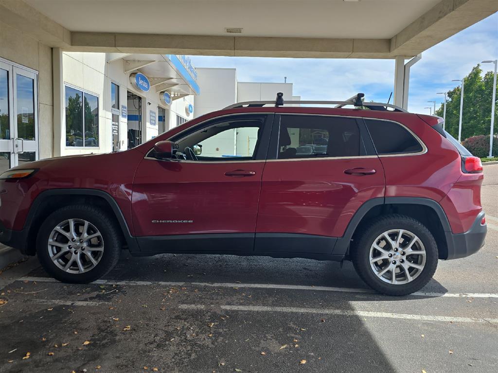 used 2017 Jeep Cherokee car, priced at $10,204