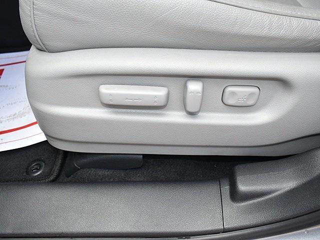 used 2022 Honda Pilot car, priced at $36,810
