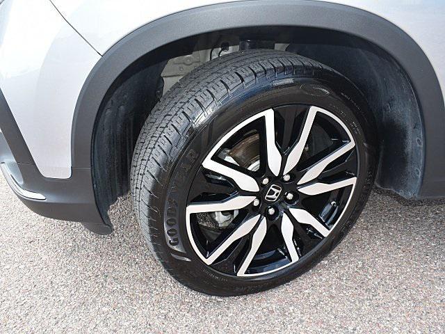 used 2022 Honda Pilot car, priced at $36,810