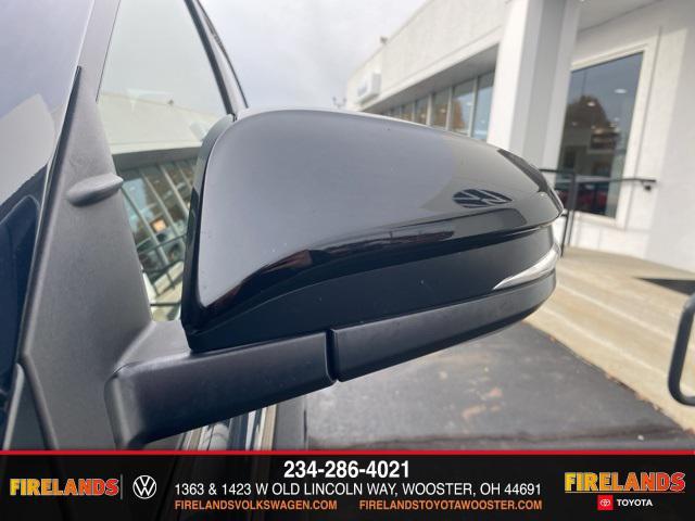 used 2018 Toyota RAV4 car, priced at $21,000